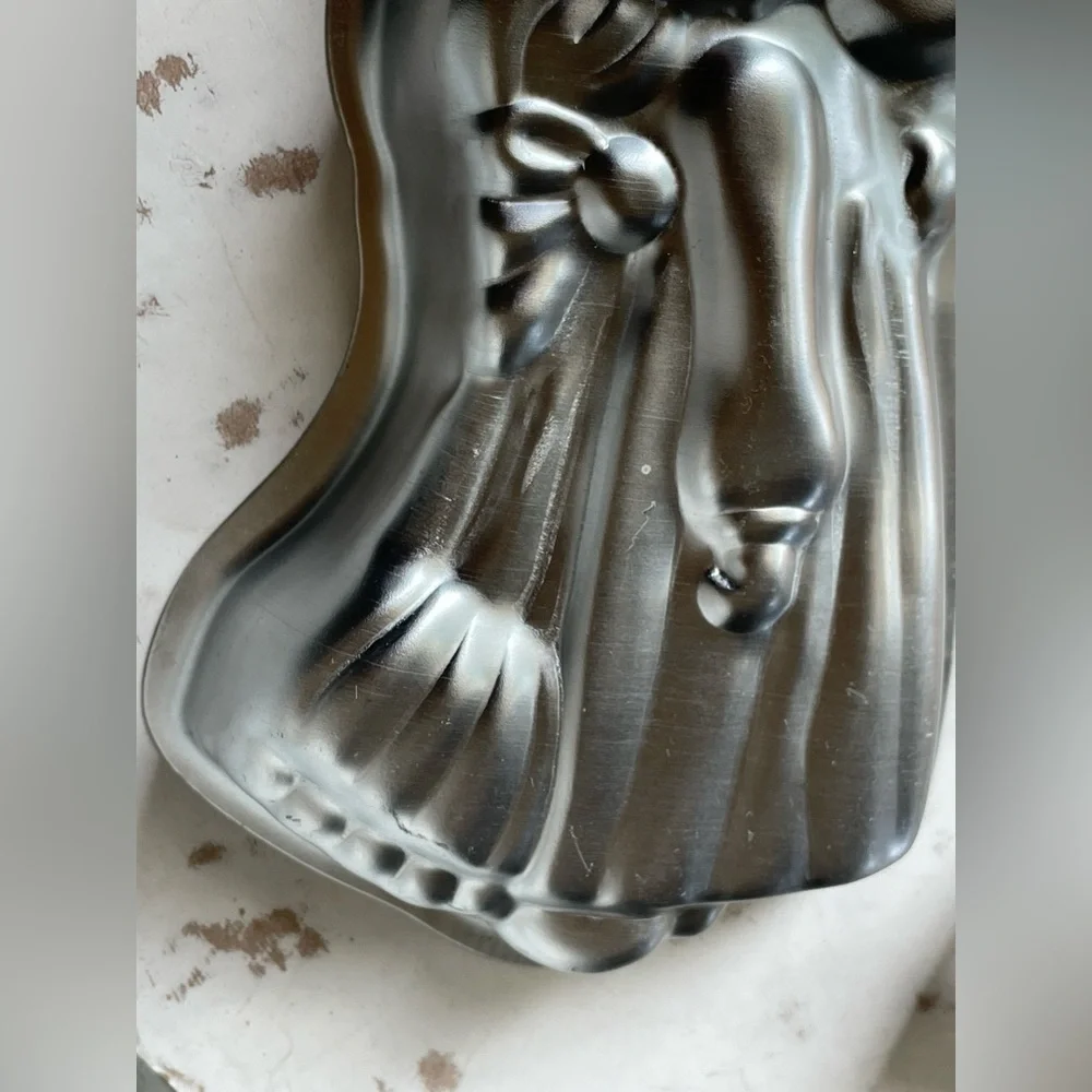 Vintage Wilton Holly Hobbie Cake Pan
